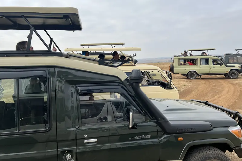Safari vehicles in Nairobi National Park