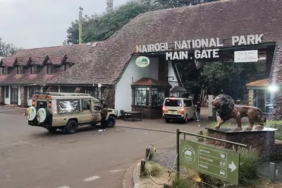 Nairobi National Park Main Gate building on Lang'ata Road. Photo: Shyamal, CC0