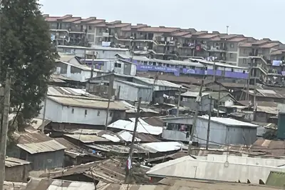 Homes and streets in Kibera, Nairobi. Photo: Rosiestep, CC BY-SA 4.0